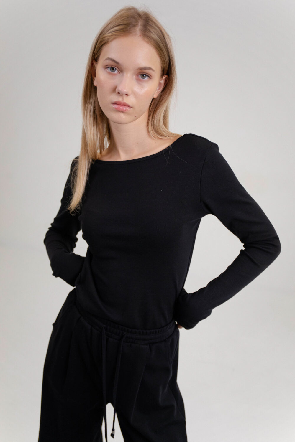 MAJICA ORGANIC NOA BLACK - Slika 2