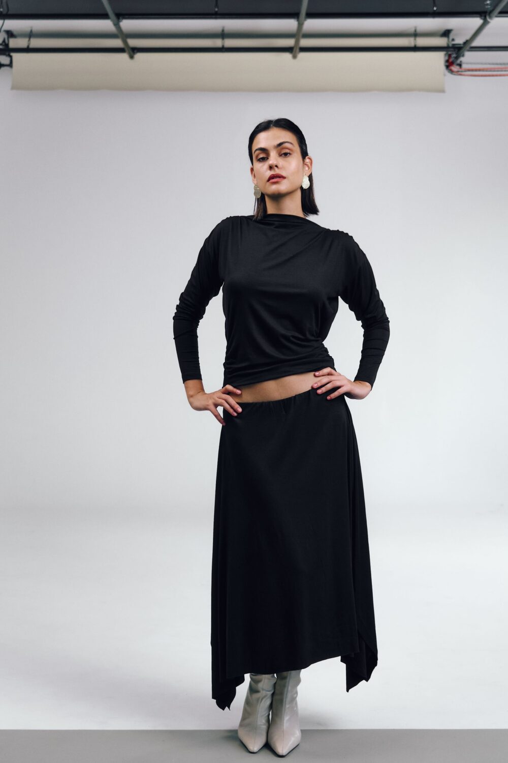 SUKNJA ELOISE BLACK - Slika 4