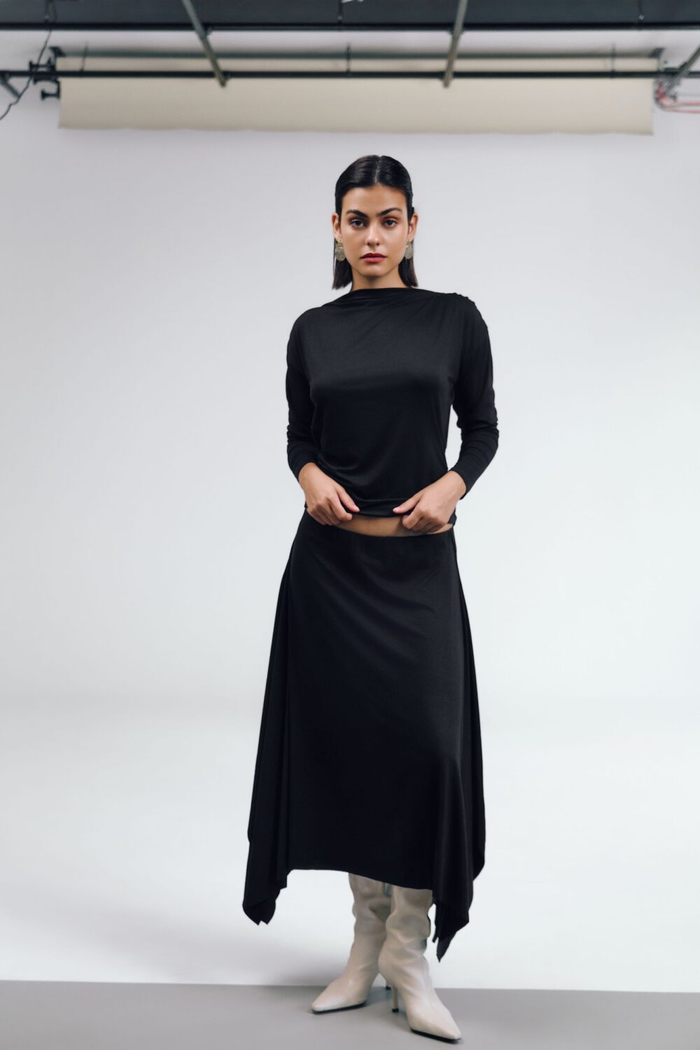 SUKNJA ELOISE BLACK - Slika 2
