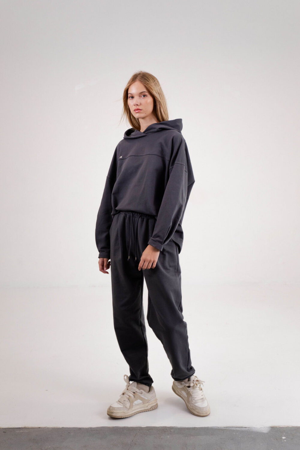 TRENERKA CASUAL DARK GREY - Slika 7