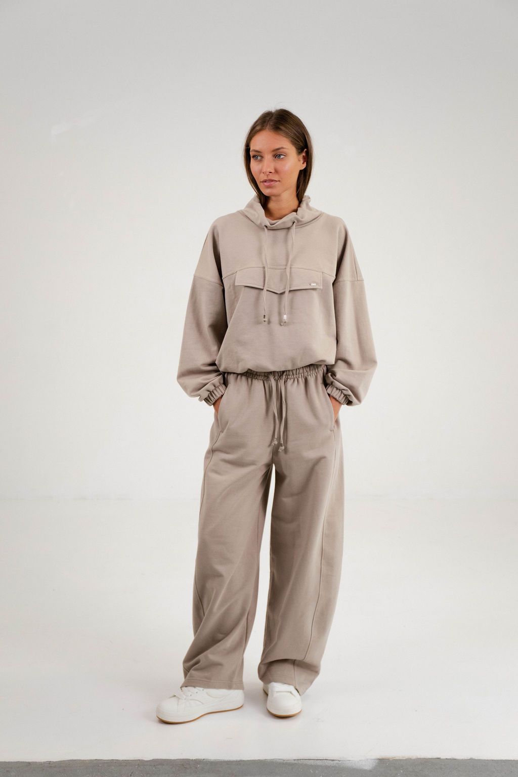 029A4265 TRENERKA ASPEN MOCHA - Slika 6