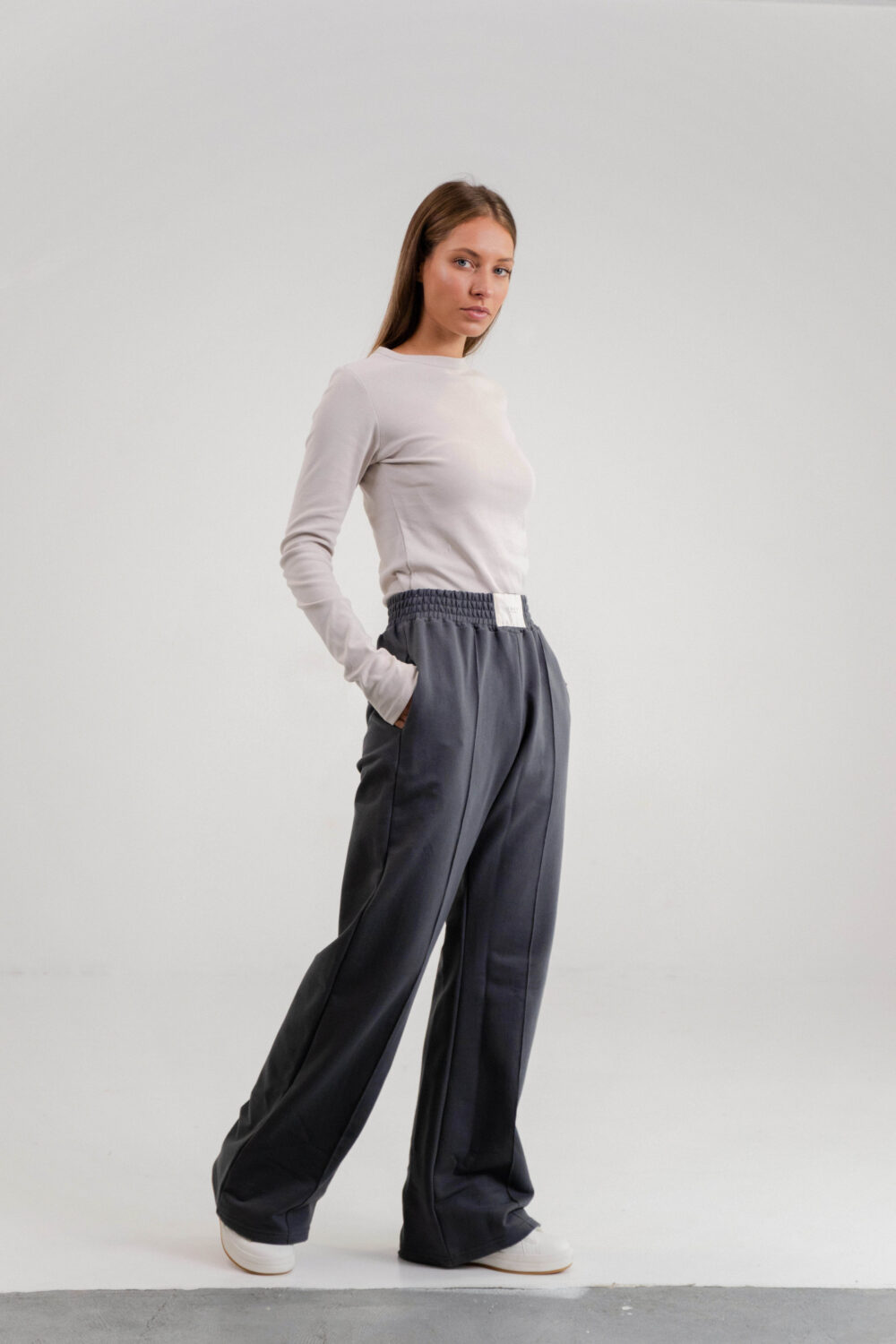 TRENERKA APRIL DARK GREY