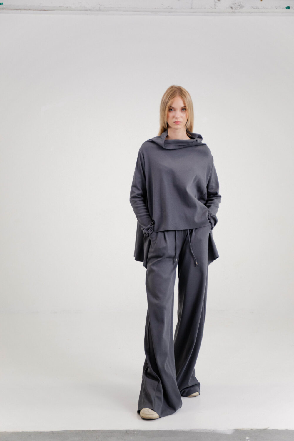 TRENERKA PALAZZO DARK GREY - Slika 2