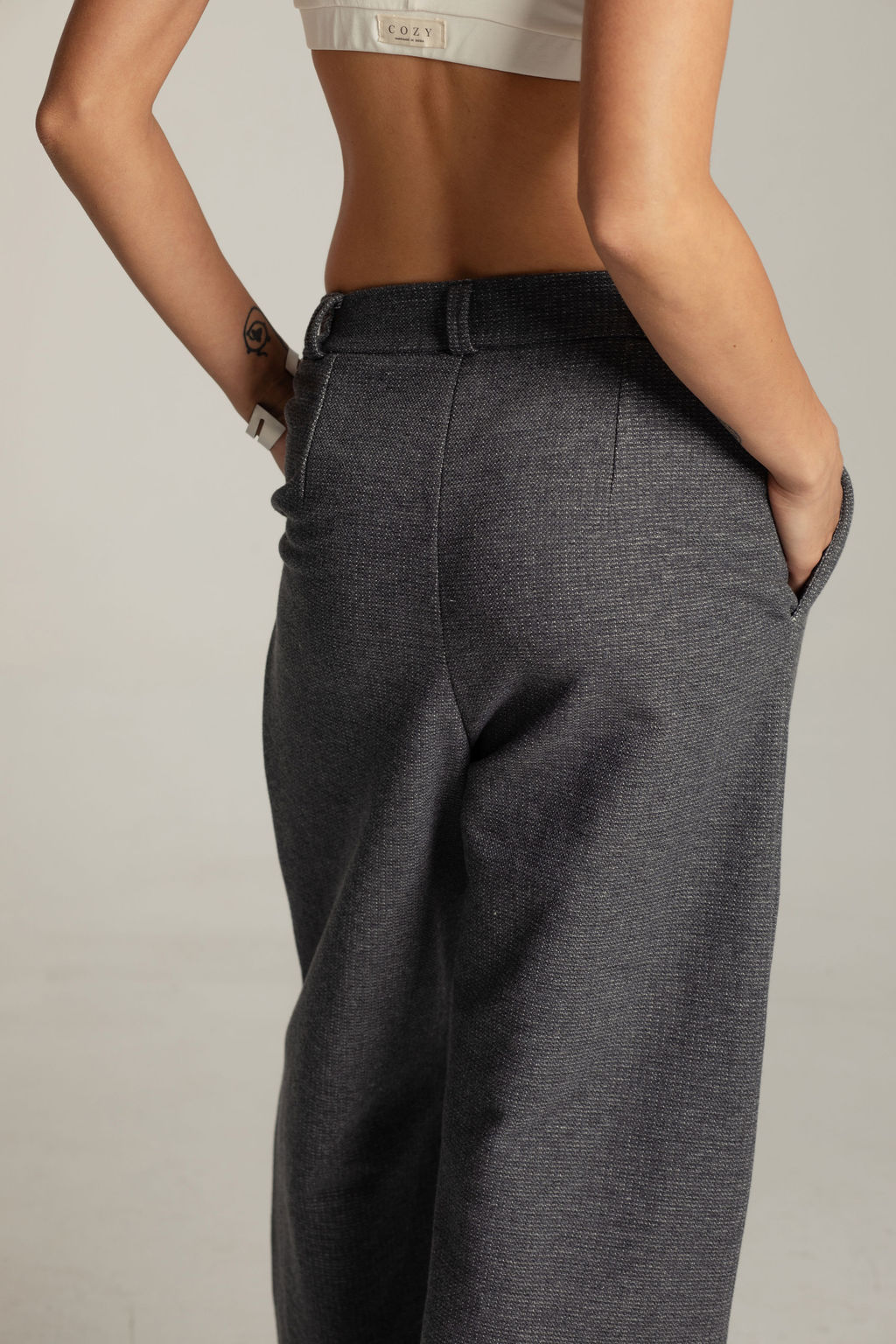 029A6651 PANTALONE HAMPTONS PIQUE DARK GREY - Slika 6