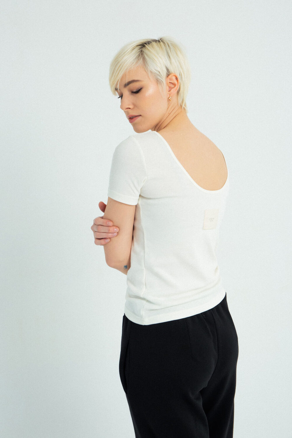 MAJICA NEO ORGANIC OFF WHITE - Image 2