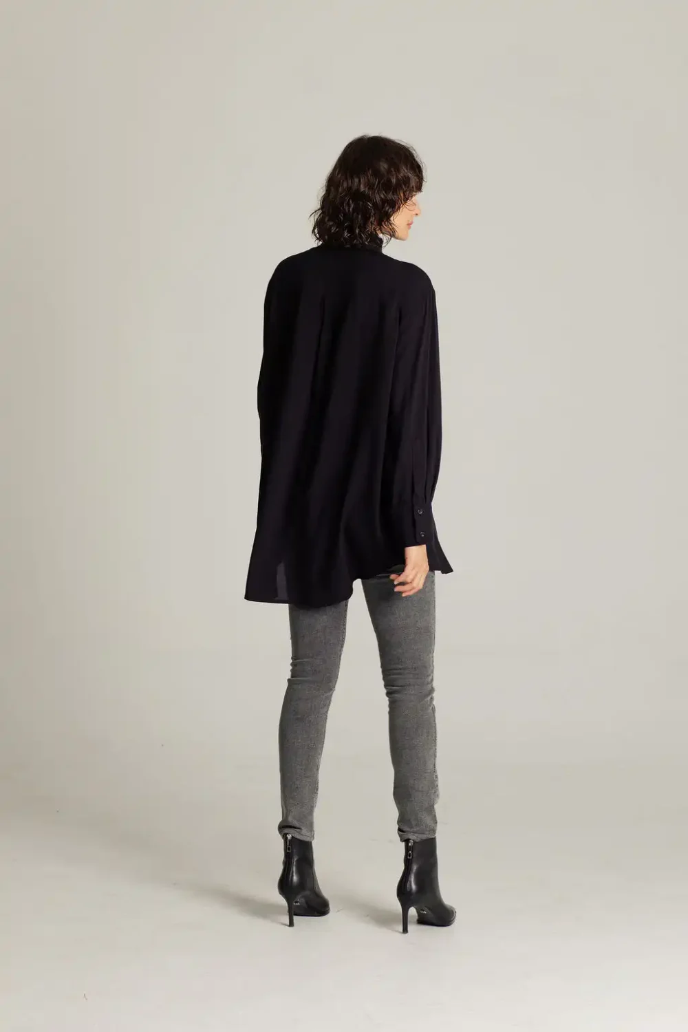 KOŠULJA OVERSIZED BLACK - Slika 4
