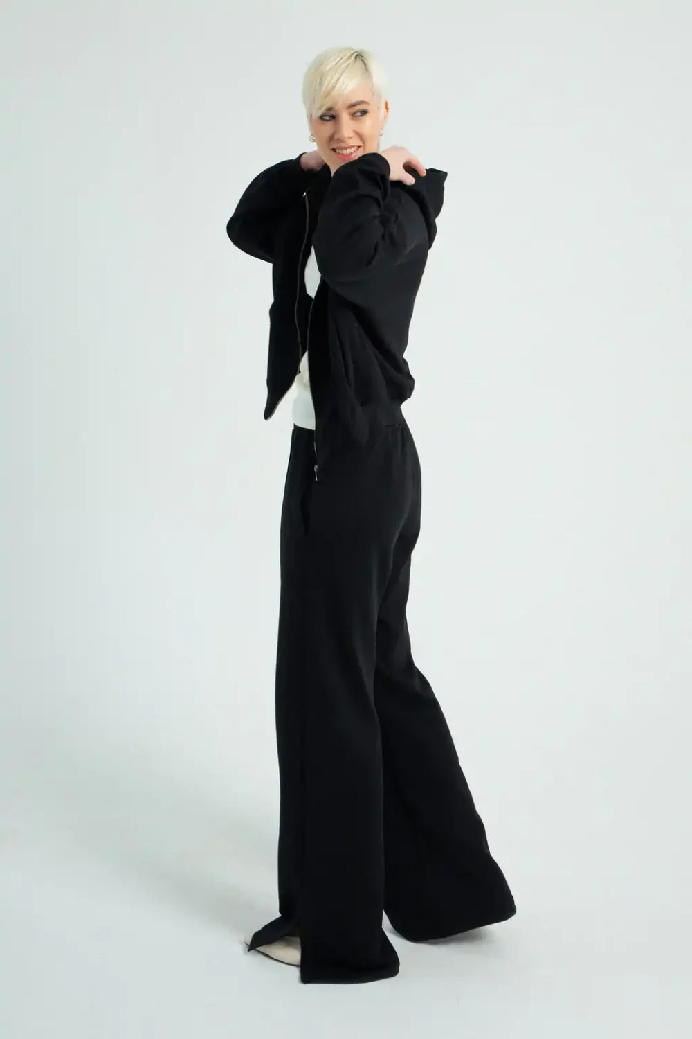 TRENERKA APRIL NO.2 BLACK - Slika 5