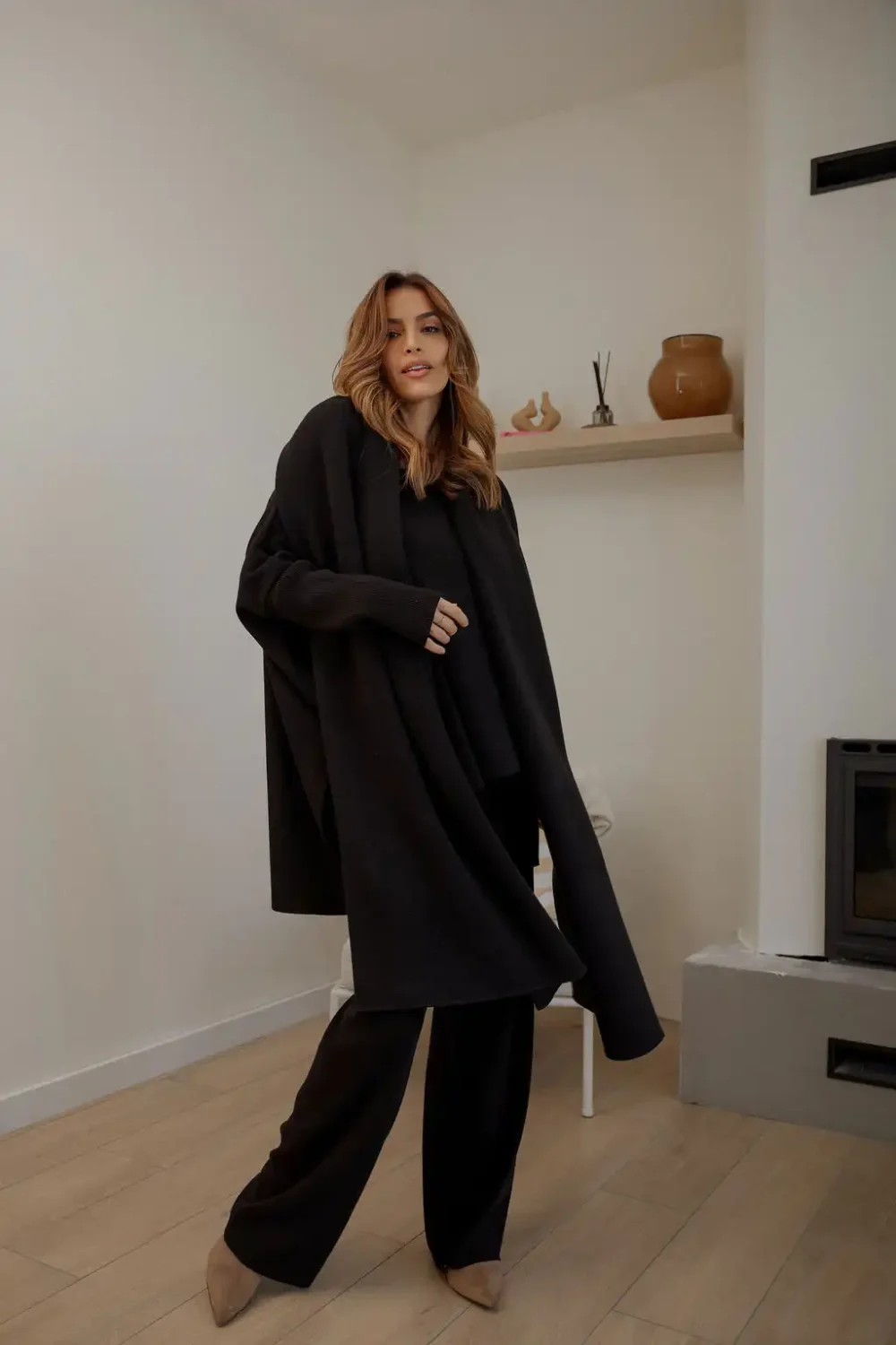 ŠAL-OGRTAČ KNITTED BLACK - Slika 3